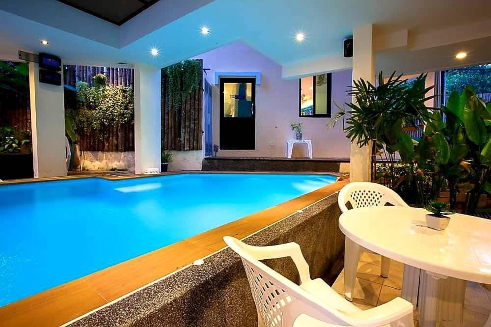 Royal Waves Hotel Patong Εξωτερικό φωτογραφία