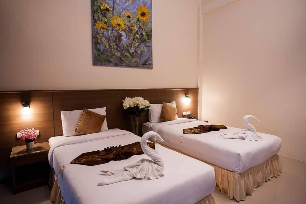 Royal Waves Hotel Patong Εξωτερικό φωτογραφία