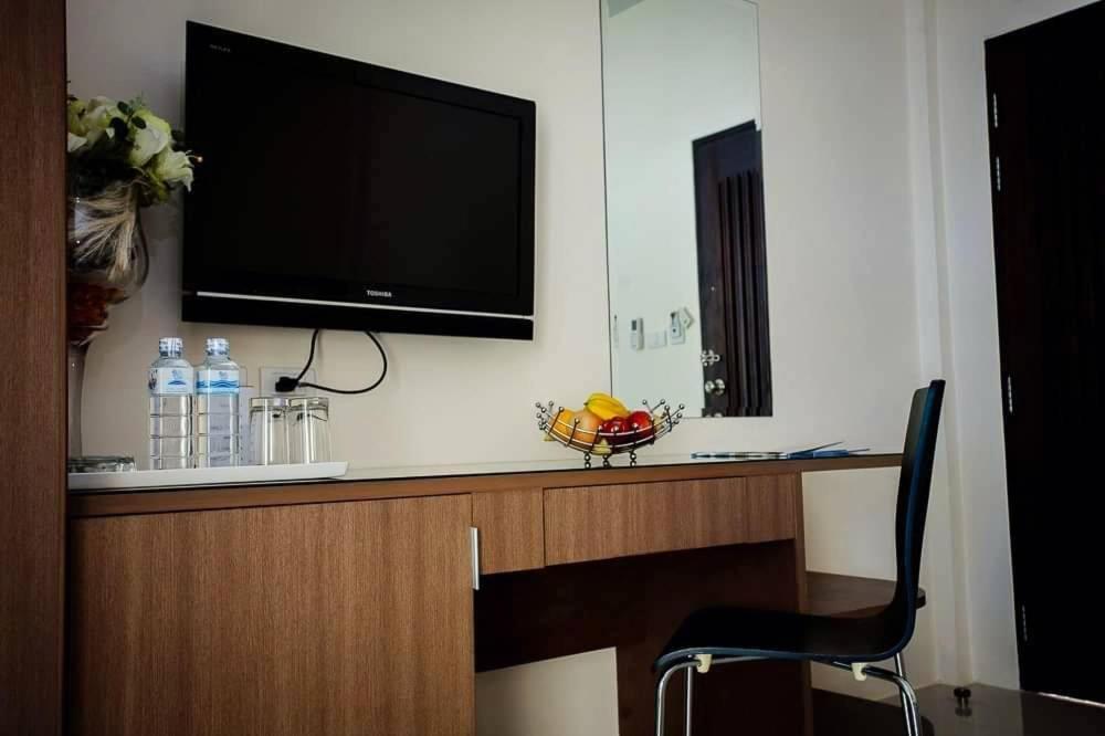 Royal Waves Hotel Patong Εξωτερικό φωτογραφία