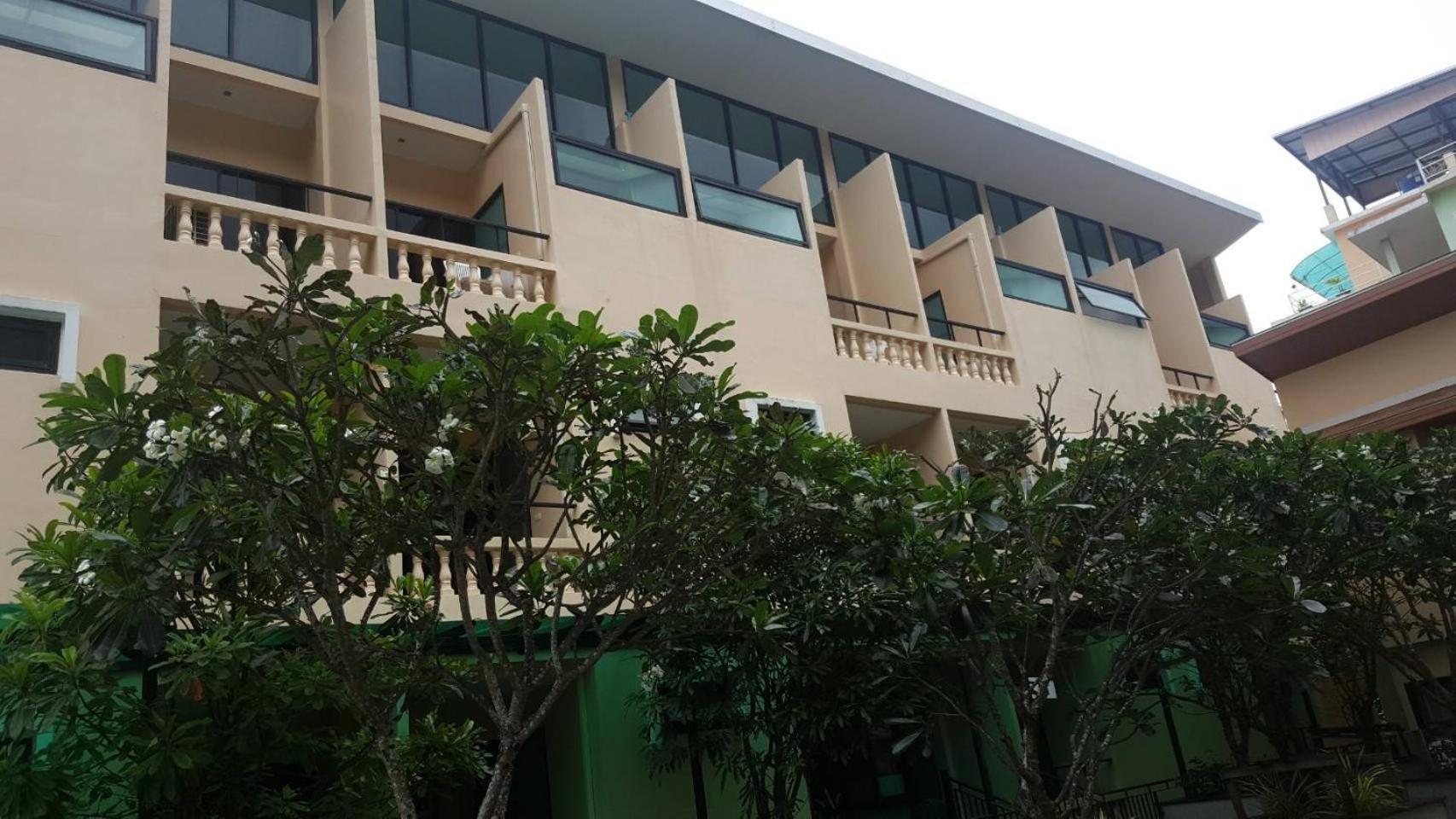 Royal Waves Hotel Patong Εξωτερικό φωτογραφία