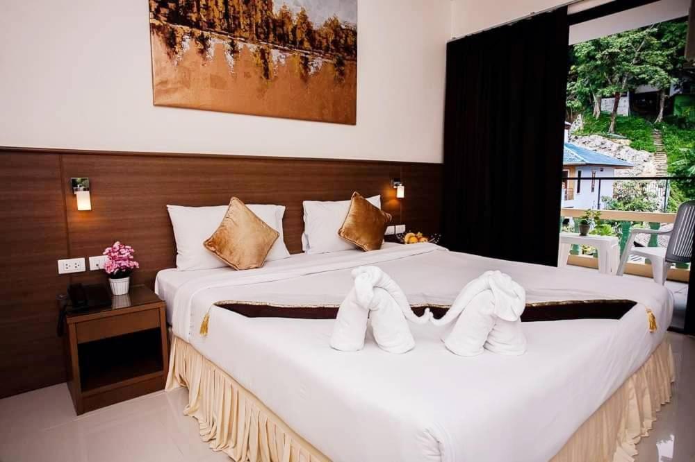 Royal Waves Hotel Patong Εξωτερικό φωτογραφία