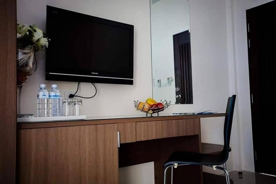 Royal Waves Hotel Patong Εξωτερικό φωτογραφία